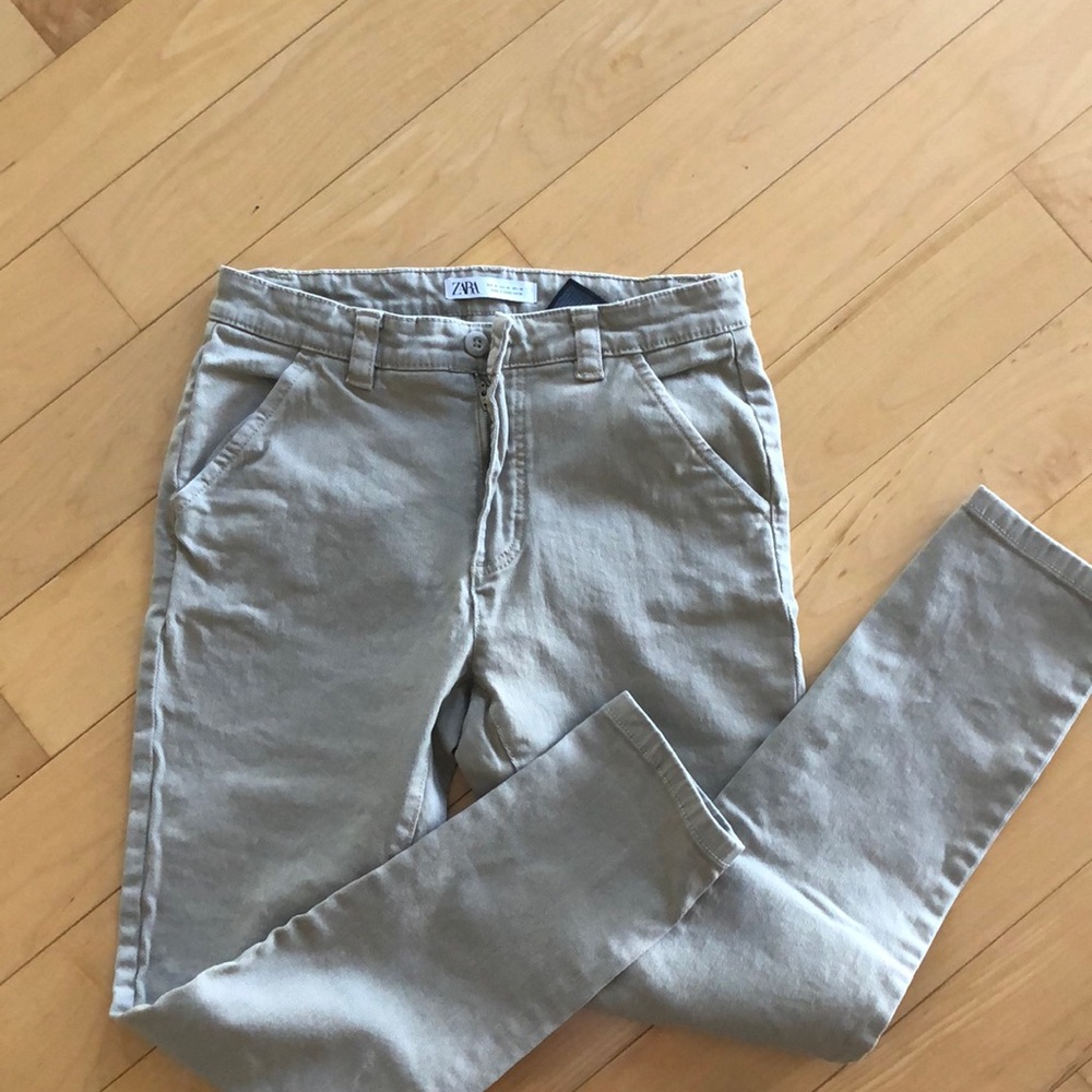 Zara men’s chino size 30 gently worn
